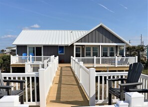 Terrace/patio - Oceanfront 3BR with Decks, Views & Dog Friendly (Emerald Isle)