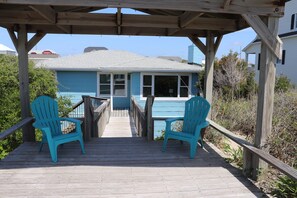 Terrace/patio - Oceanfront 3BR with Ocean Views & Covered Decks (Emerald Isle)