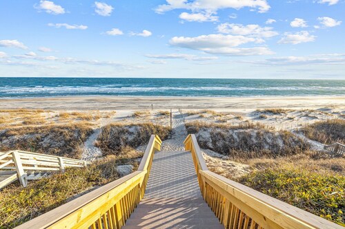Family Retreat with Hot Tub & Game Room and Short Walk to Beach