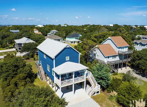 Island Retreat, The Ultimate Emerald Isle Getaway!