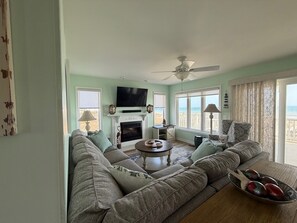TV - Ocean Front Beach Home 4BR – Views, Decks & Beach Access (Emerald Isle)