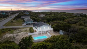 Exterior - Pool| Close to Beach| Sleeps 10 (Emerald Isle)