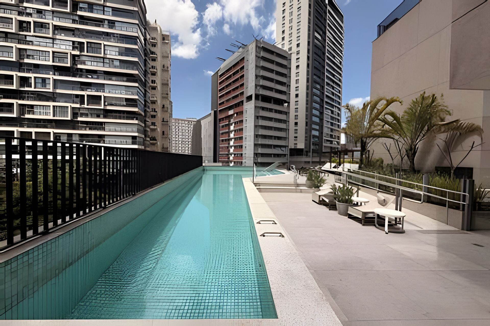 Deluxe Apartment | Pool | Outdoor pool