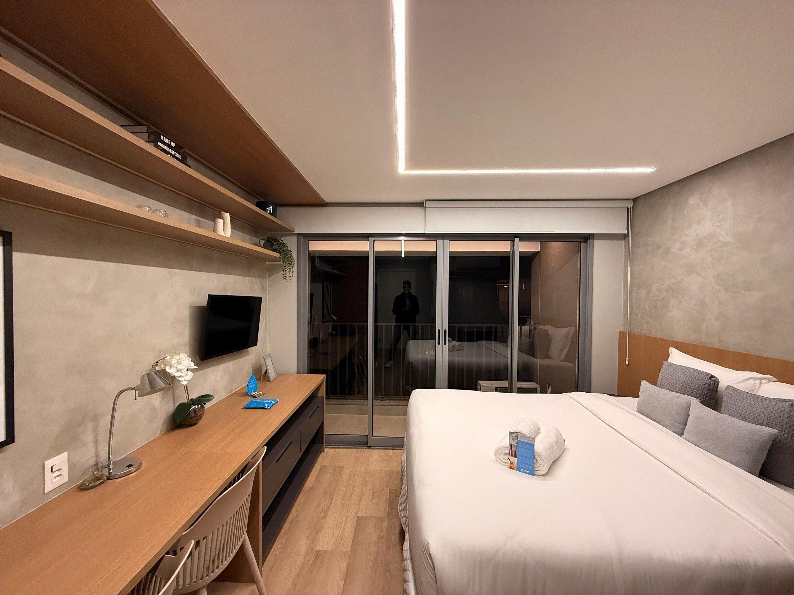 Apartamento luxo | Cortinas blackout, Wi-Fi de cortesia