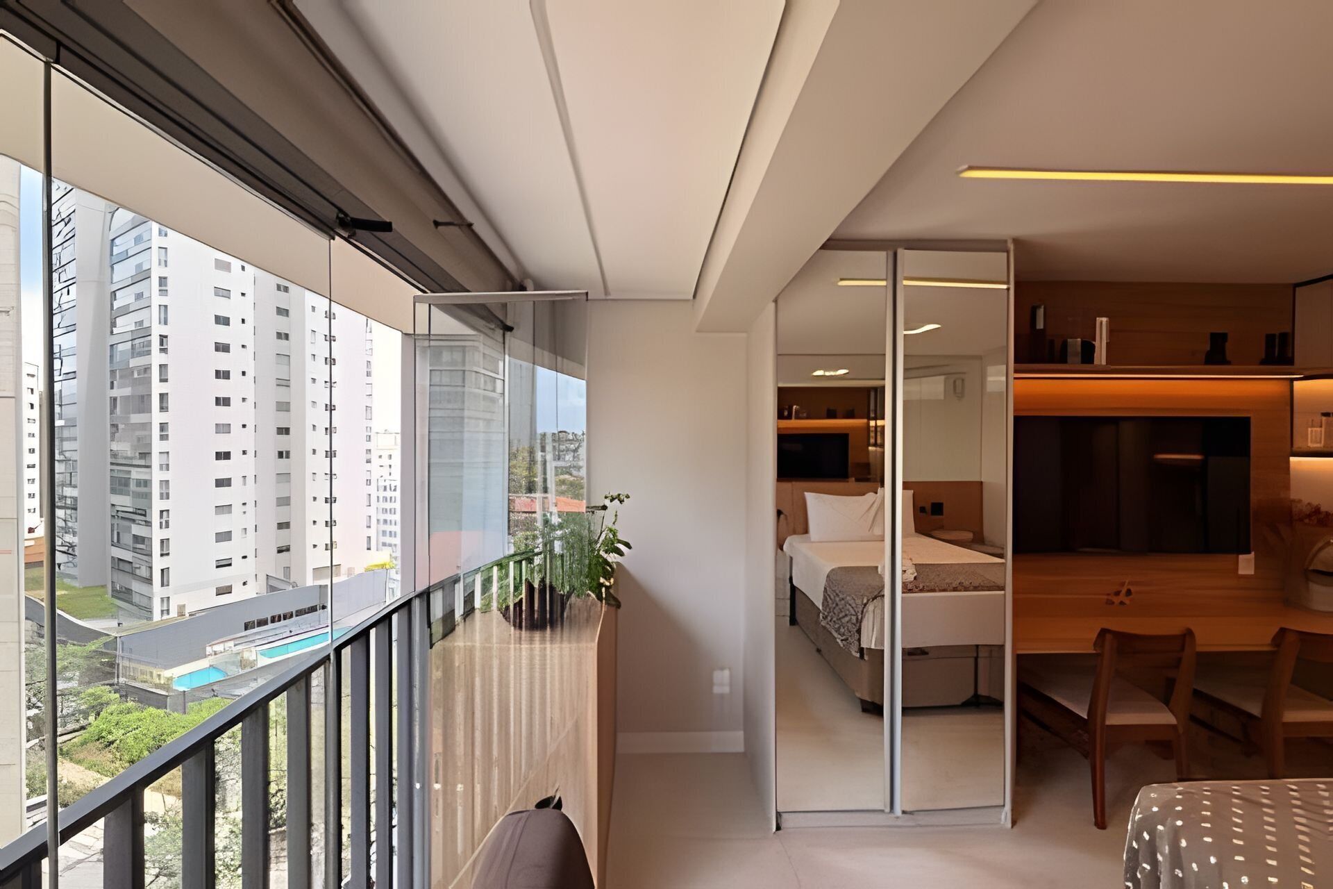 Deluxe Apartment | Blackout curtains, free WiFi