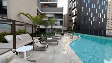 Deluxe Apartment | Pool | Outdoor pool