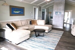 TV - Updated 4BR Retreat with Private Pool, Hot Tub, Dog-Friendly (Emerald Isle)