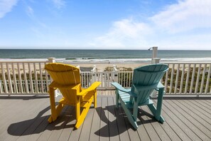 Property grounds - Dog-friendly 5BR Beach Home with Pool & Ocean Views (Emerald Isle)