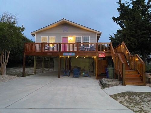 Sunny 3BR Beach Home with Deck & Outdoor Shower