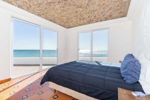 8 bedrooms, WiFi - Luxury & Spacious Beachfront Home Casa Espiritu (Puerto Peñasco)