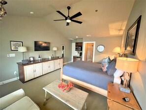 Room - Charming Downtown 1-Bedroom Suite | Walk to Everything (Swansboro)