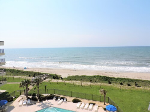 5th‑Floor Ocean & Pool View Condo w/ Resort Perks