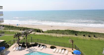 5th‑Floor Ocean & Pool View Condo w/ Resort Perks