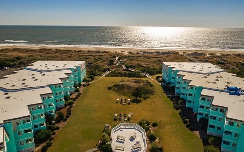 Seaspray 150 - 2BR/2BA w/ pool