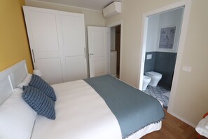 2 bedrooms, desk, free WiFi, bed sheets - Modern 2BR / 2BA • NoLo Central • 2 min to Metro (Milano)