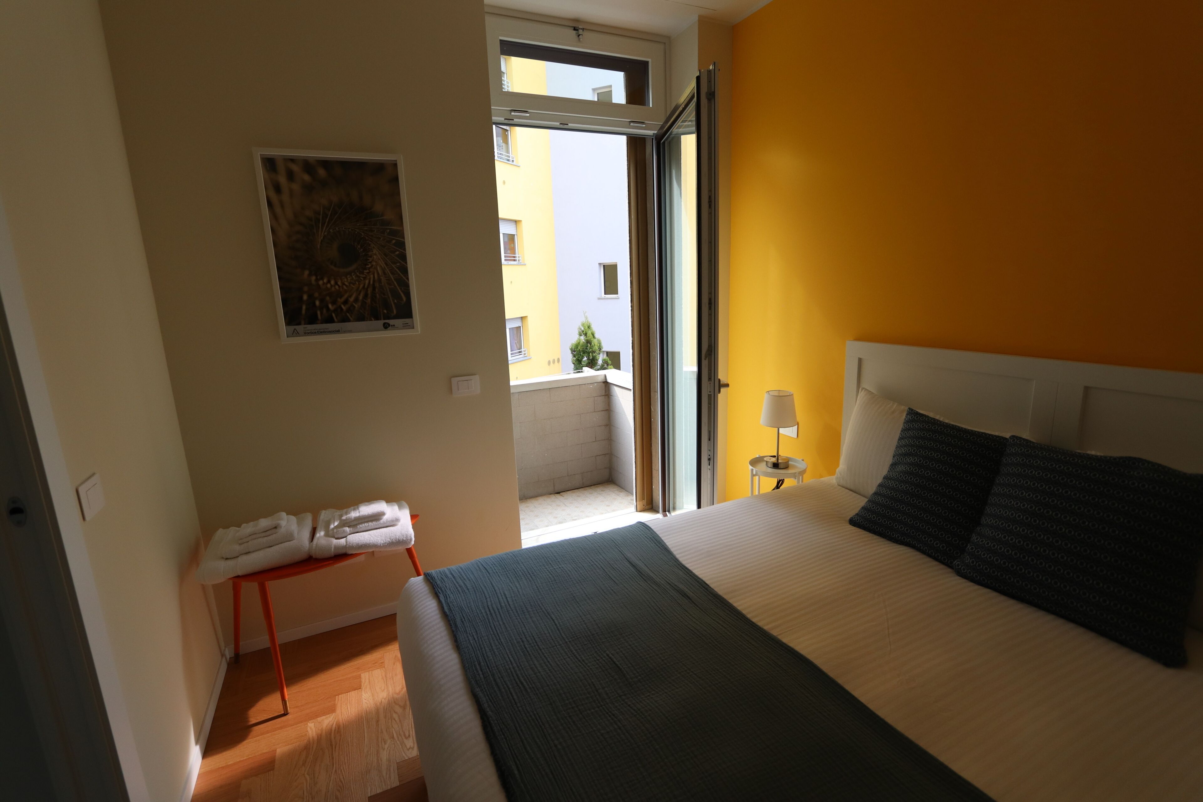 2 bedrooms, desk, free WiFi, bed sheets