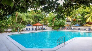 Pool - 2BR Unit in Marathon (Marathon)