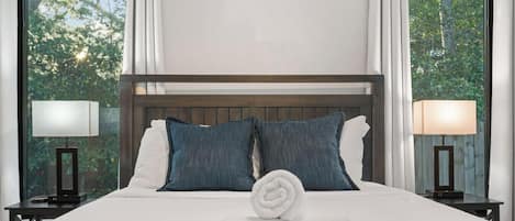 3 Schlafzimmer, Schreibtisch, Bügeleisen/Bügelbrett, kostenloses WLAN