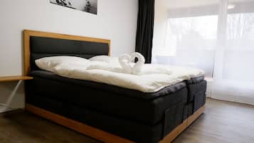 1 Schlafzimmer, Reisekinderbett, kostenloses WLAN, Bettwäsche
