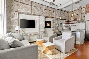 Condo on King Street with Rooftop and Terrace! | Living area - Fire Tower (Charleston)