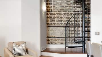 King Street Condo, Endless Outdoor Space! | Interior