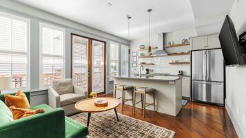 City Townhome | Interior
