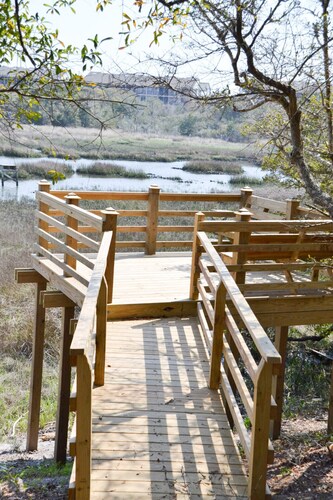 Waterfront Coastal Retreat | Atlantic Beach, NC | Near Beach & Boating