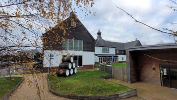 Cabin, 1 Bedroom, Garden View | Exterior