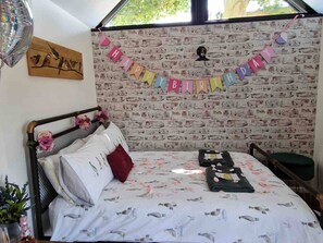 Huisje, 1 slaapkamer, uitzicht op tuin