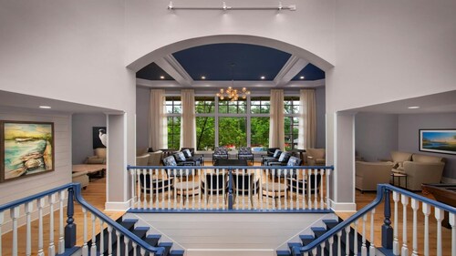 Hilton Head 2BR Villa – Walk to Marina, Dining & Lighthouse