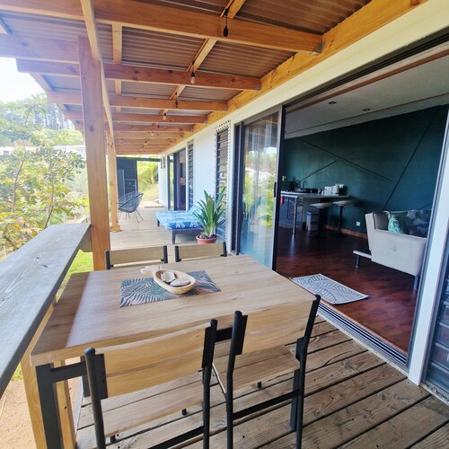 Fare Toahana, welcoming homestay with a beautiful view