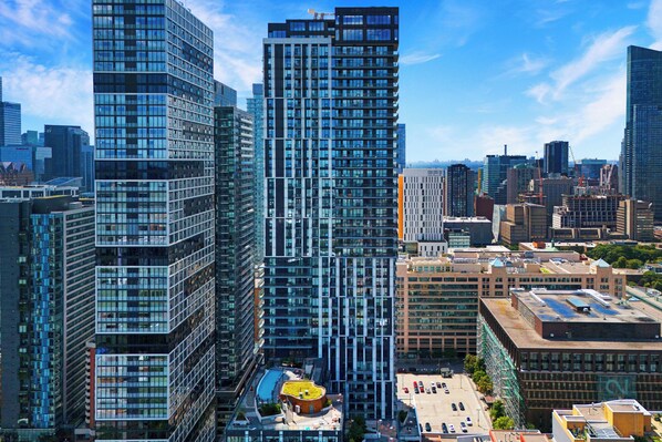 Exterior - Stayvera Residences  (Toronto)