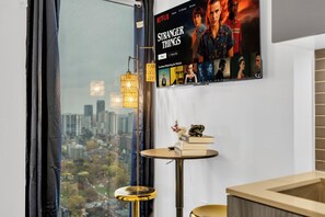 Quarto júnior, sacada | Opções para refeição