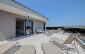 Terrace/patio - 3 bedroom awesome home in Stinjan (Stinjan)