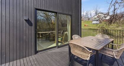 Black Apple Cabin | On NWA Trail | Downtown