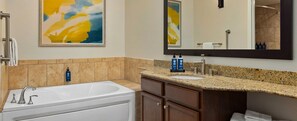 Bathroom - Cozy 2BR Condo at a Resort near Disney in welcoming Kissimmee! 4/29-5/6 2026 (Kissimmee)