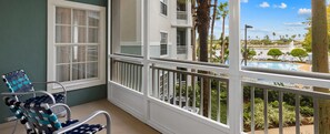 Property grounds - Cozy 2BR Condo at a Resort near Disney in welcoming Kissimmee! 4/29-5/6 2026 (Kissimmee)