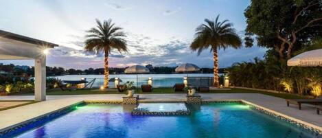 Comfort Villa | Pool