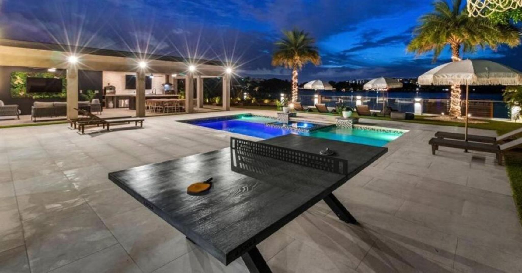 Comfort Villa | Terrace/patio