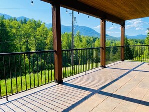 Terrace/patio - Evergreen Escape at Red Mountain (Rossland)
