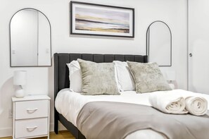 Iron/ironing board, WiFi, bed sheets - Chic Downtown Living | Sauna, Gym + Pool Table Access (Calgary)