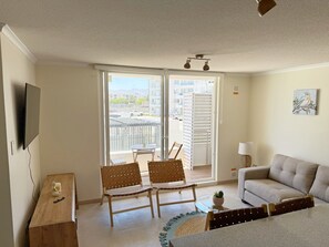 Living area - La Serena family vacations (La Serena)