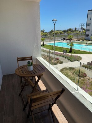 Outdoor dining - La Serena family vacations (La Serena)