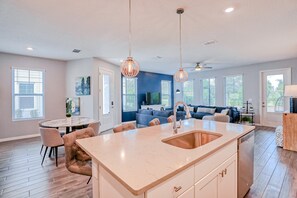 House, Multiple Beds, Pool Access, Garden View (Sweet Retreat - The Enclaves) | Interior - Spacious Townhome With Heated Pool, Wifi, & Central A/C - Near Theme Parks (Davenport)