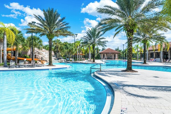 Family-friendly Home With Private Pool, Spa & Resort Lazy River/water Slide - Davenport, FL