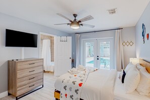 บ้านพัก, หลายเตียง, ใช้สระว่ายน้ำได้, วิวสระว่ายน้ำ (The Mouse House)