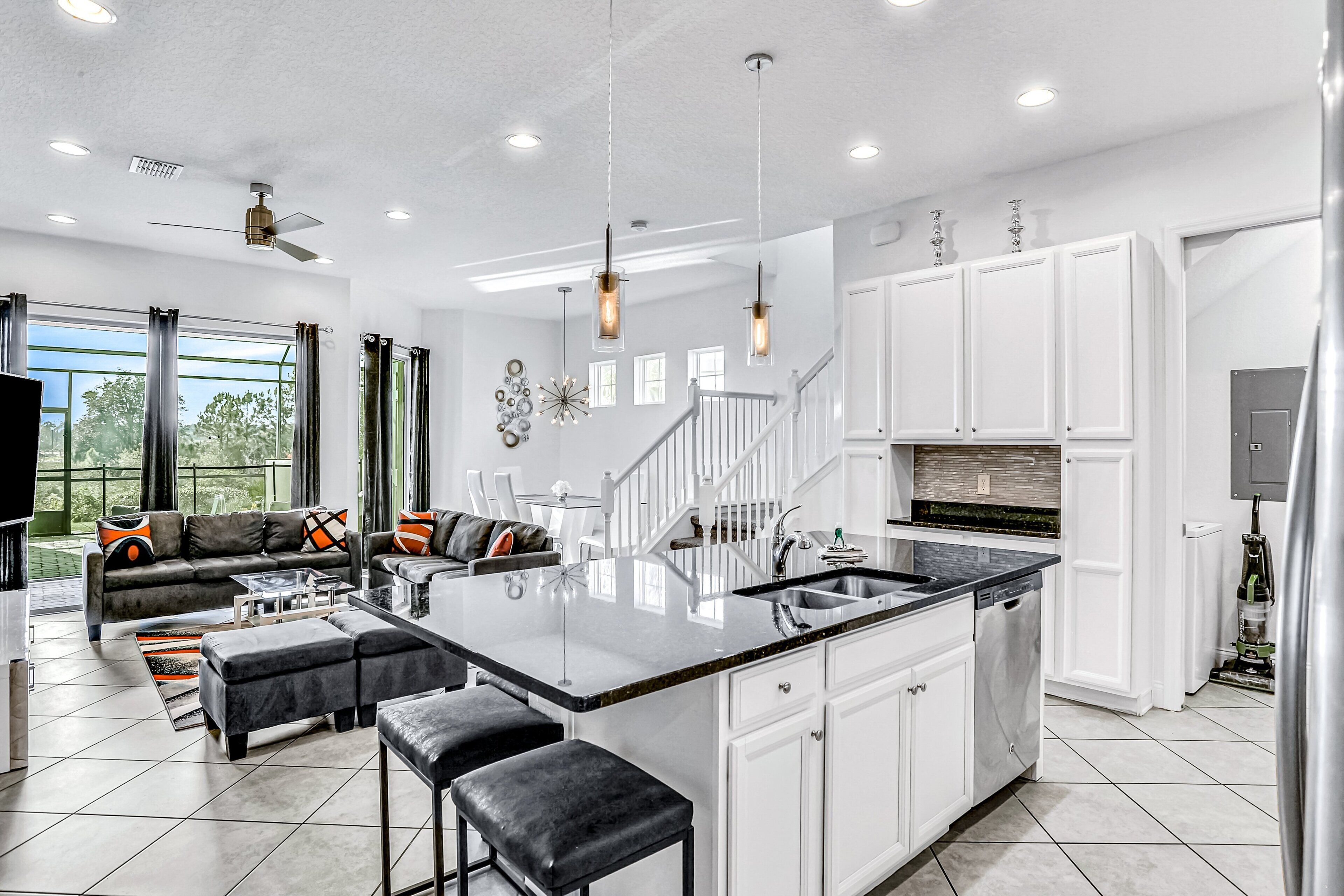 單棟房屋, 多張床, 可使用泳池, 泳池景 (World's Dream - The Enclaves Festival) | 內部