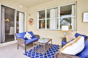 Ferienhaus, Mehrere Betten, Whirlpool (Tropical Escape - Bella Toscana) | Terrasse/Patio