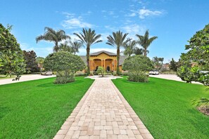 Exterior - Spacious Townhouse With Private Pool,resort Amenities, and Tennis Courts (Kissimmee)