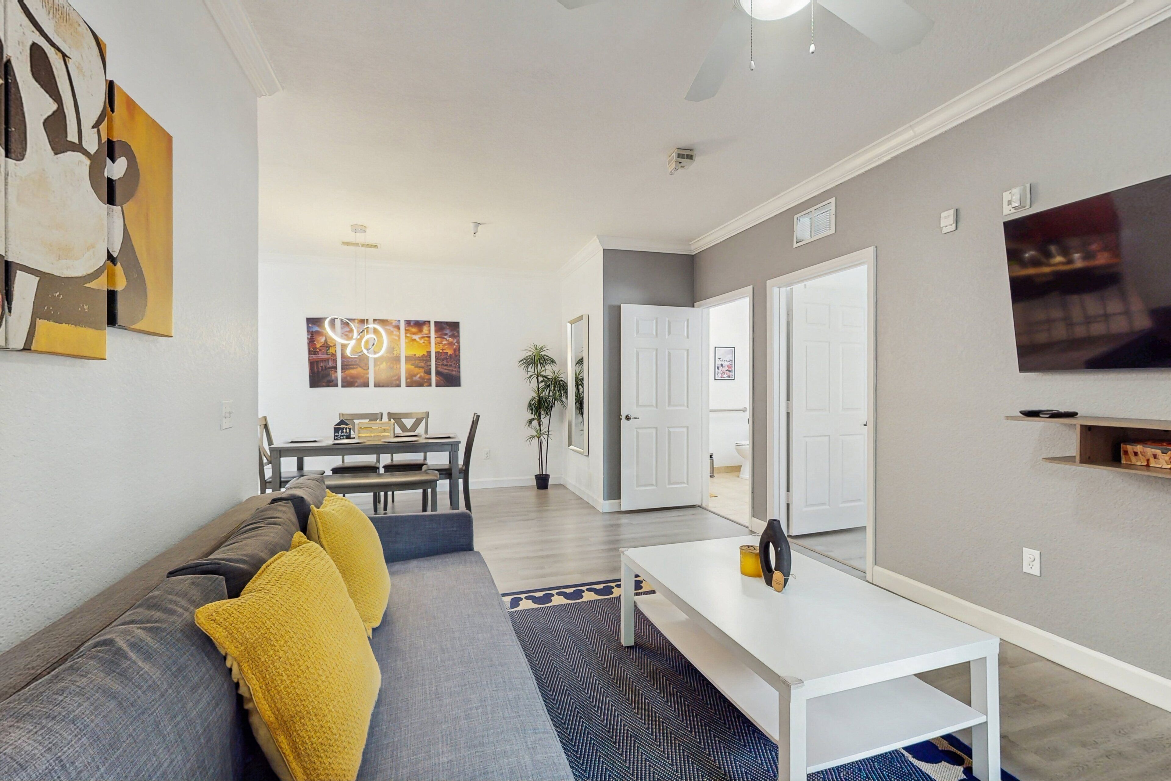 Condo, Multiple Beds, Pool Access, Pool View (Tuscan Dreams-Tuscana Resort-NoPets) | Living area